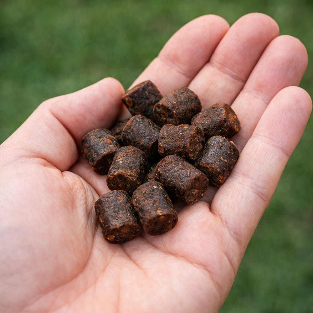 Wiejska Zagroda Przysmak dla psa Monoproteinowe miękkie przysmaki Królik (dorosły) 115g